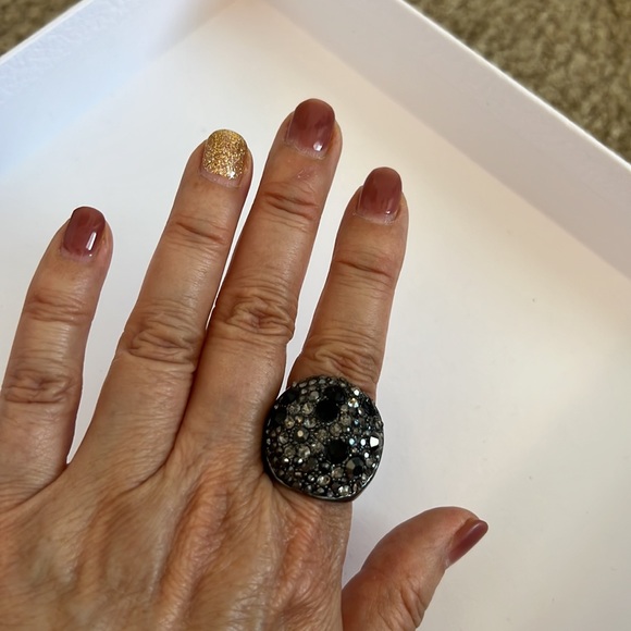 Ring - Picture 6 of 6